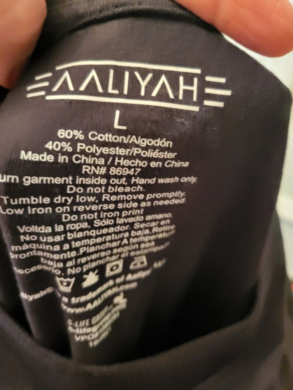 Aaliyah Black Graphic Tee Band Tee Rhinestones L Streetwear Bling Retro 90s - Picture 7 of 7